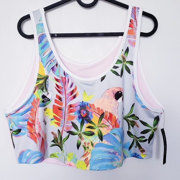 Nike Tops - Nike Parrot Tropical Crop  Tank Top Woman